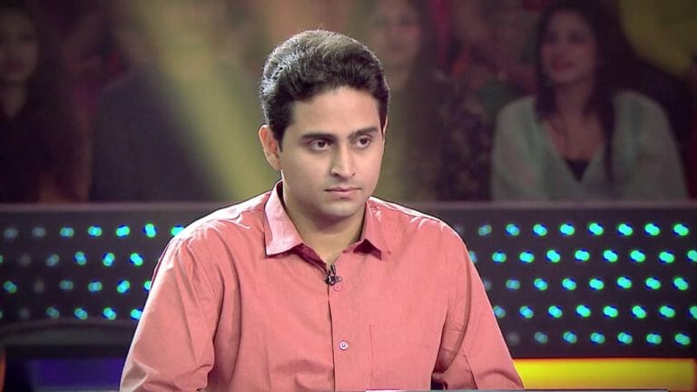 Viresh Chaudhary Playing as 18th Contestant on KBC Hotseat