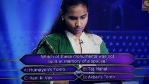 Ques Which of the monuments was not built in memory of a spouse