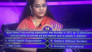 Which Nobel Prize winning organisation was founded in 1971 by 13 physicians and journalist to provide aid and medical care to people in  distress
