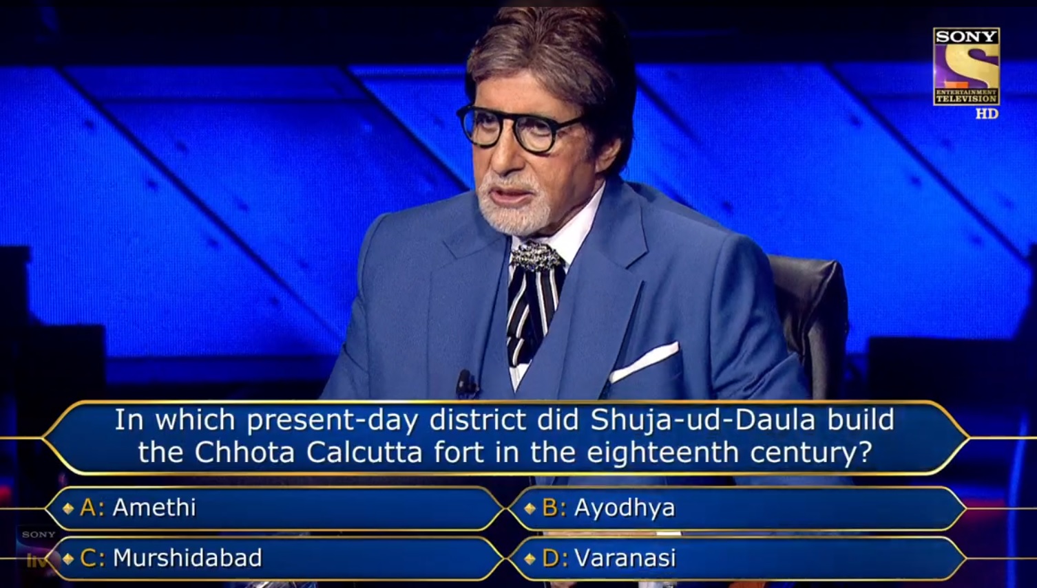 Ques : In which present-day district did Shuja-ud-Daula build the chhota Calcutta for in the eighteen century?