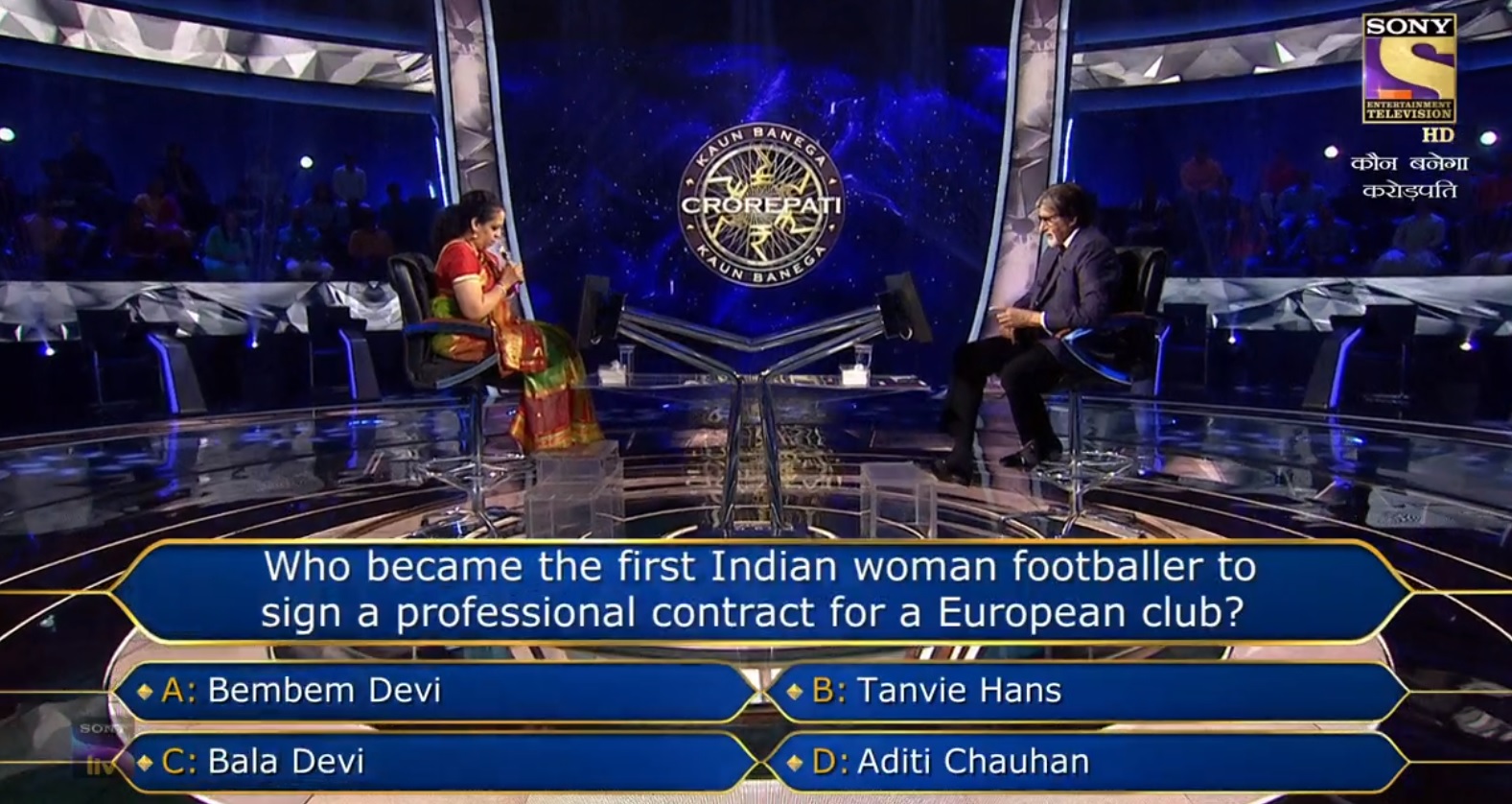Ques : Who became the first Indian woman footballer to sign a professional contract for a European club?
