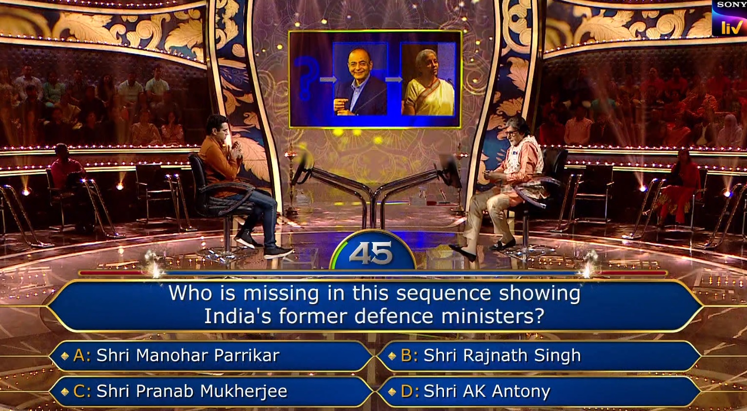 Ques : Who is missing in this sequence showing India’s former defence ministers?
