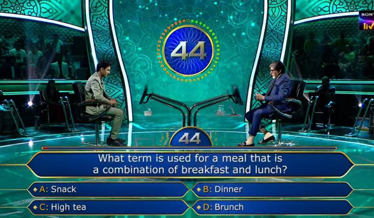 Ques : What term is used for a meal that is a combination of breakfast and lunch?