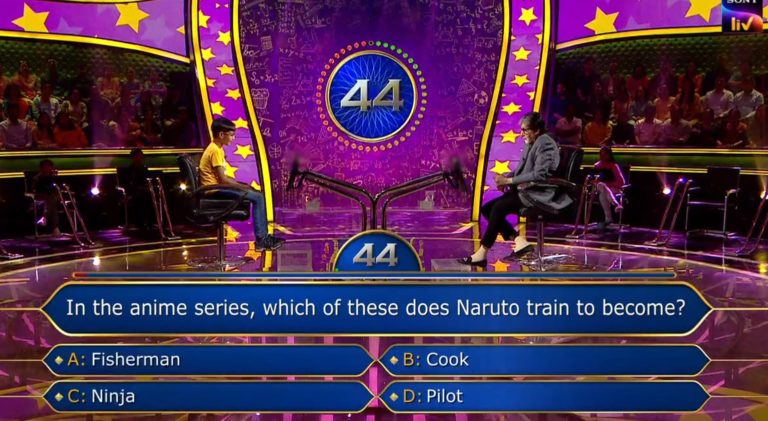 Ques : In the anime series, which of these does Naruto train to become ?